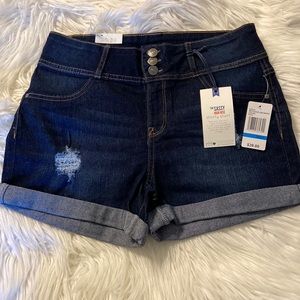 WallFlower Shorts The Sassy High Rise size 29 brand new with tags